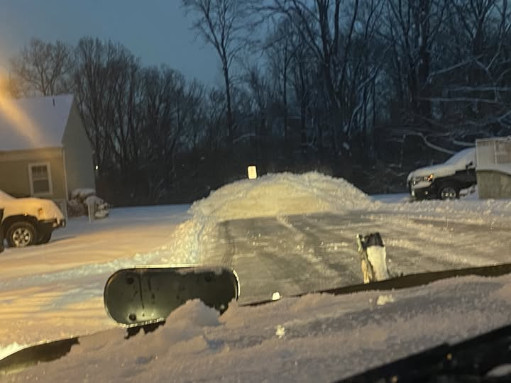 Here is a picture from Alexandria VA this morning as of 745 am with 6+ inches already on the roads.